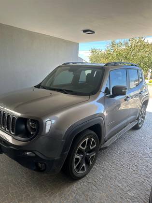 JEEP RENEGADE 2.0 16V TURBO DIESEL LONGITUDE 4P 4X4 AUTOMÁTICO JEEP RENEGADE 2.0 16V TURBO DIESEL LONGITUDE 4P 4X4 AUTOMÁTICO
